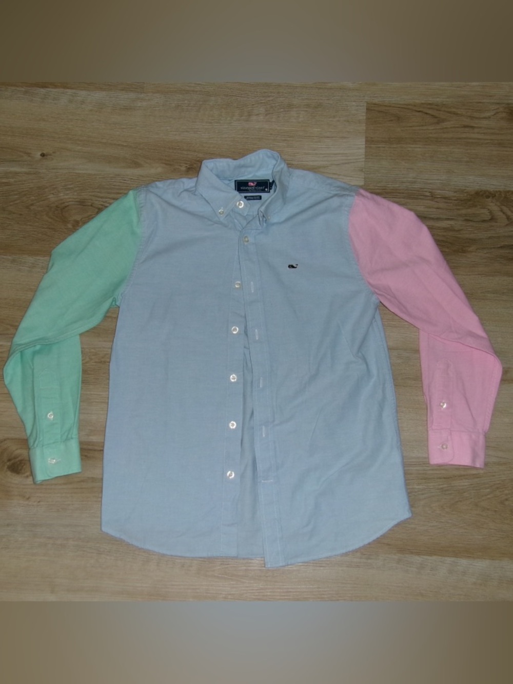 🌈 Vineyard Vines Colorblock Whale Shirt | Size M